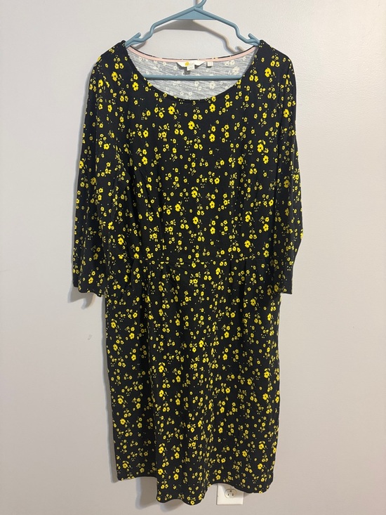 Boden Dresses & Skirts - Boden Black Dress with Yellow Floral Print Women’s 14 R
